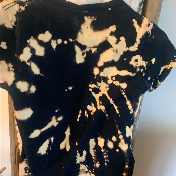 Bleached tshirt - Picture 4 of 4